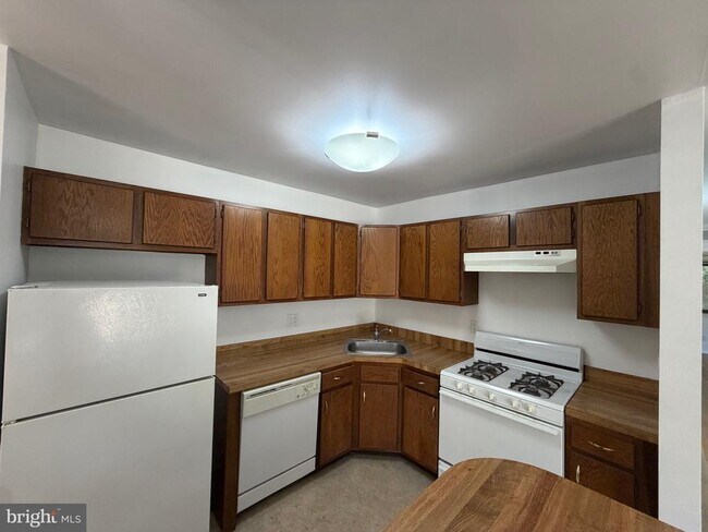 Photo - 716 Woodhollow Dr