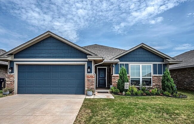 Building Photo - 18320 Autumn Grove Dr