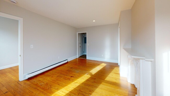 Photo - 234 Lexington St Unit 3