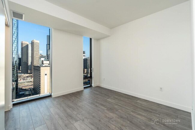 Photo - 2 bedroom in Chicago IL 60607