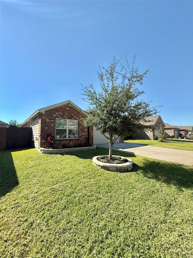 Photo - 16538 Twinwalker Drive