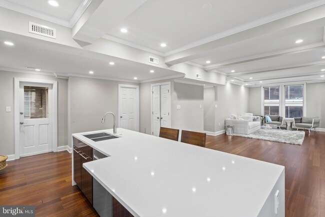 Photo - 1901 Walnut St Unit 12C