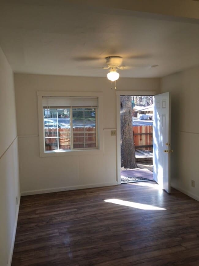 Photo - 1103 Sierra Blvd Unit #B