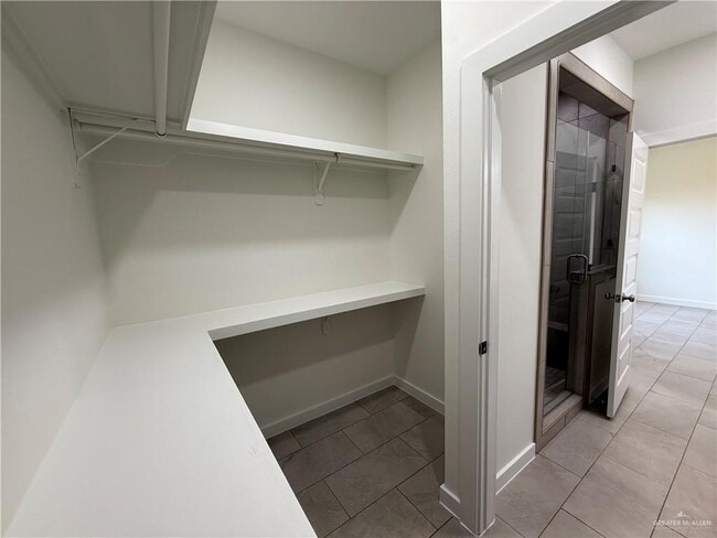 Photo - 9 S Woodland Dr Unit 3