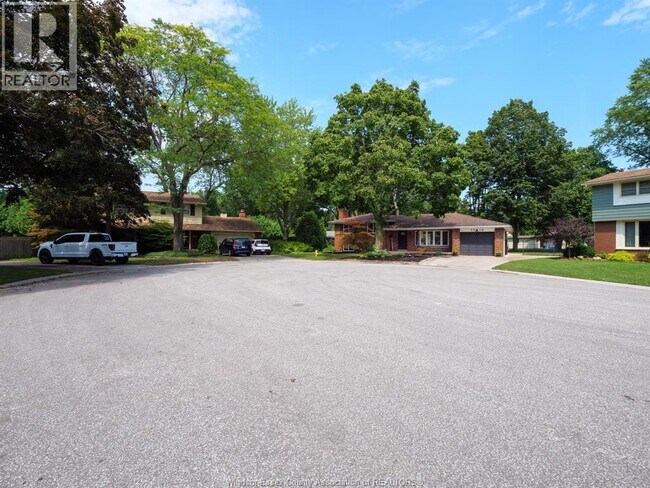 Photo - 5710 Dalton Ave