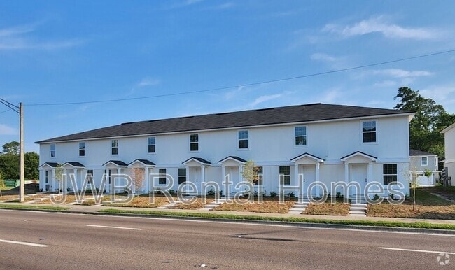 Building Photo - 8492 McGirts Village Ln Rental