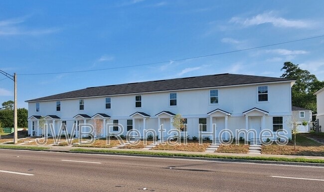 Building Photo - 8492 McGirts Village Ln Rental