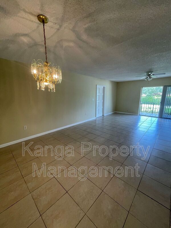 Photo - 11605 NW 29th Ct Unit #7D