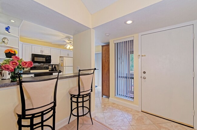 Photo - CHARMING PELICAN COVE CONDO!