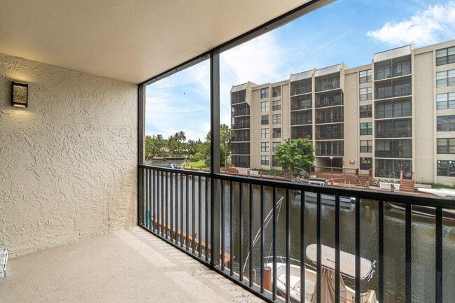 Photo - 8 Royal Palm Way Unit 2060
