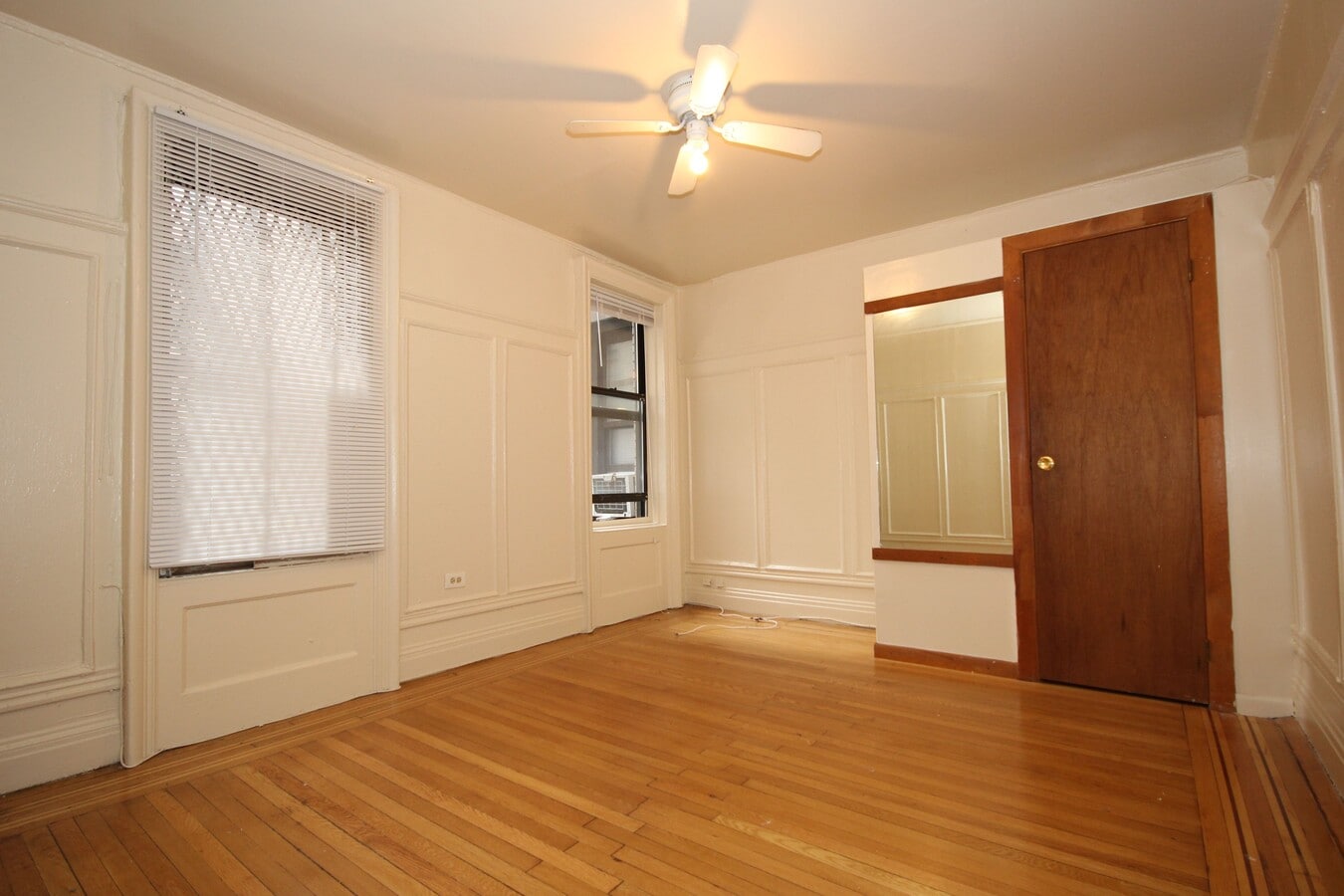 Photo - 69 Tiemann Pl