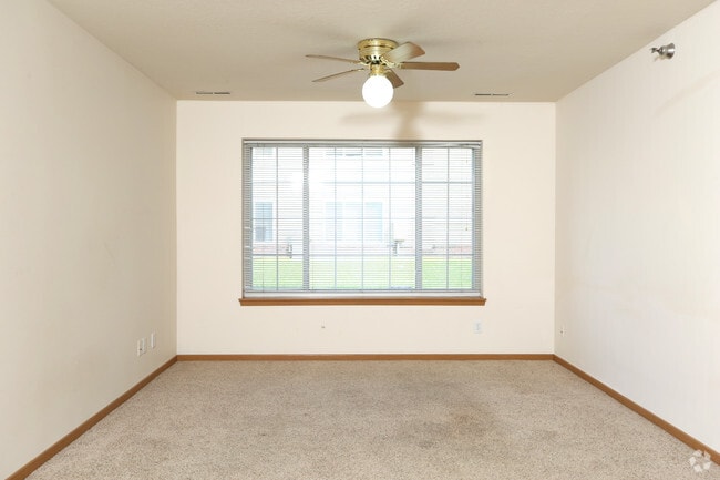 2BR, 2BA