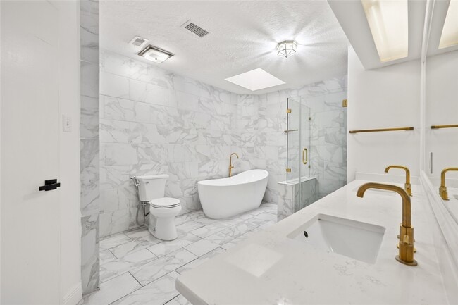 Photo - 1026 Oyster Bay Dr