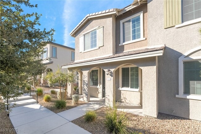 Building Photo - 20 Barbara Ln