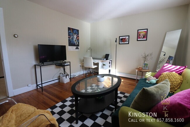 Photo - 38 Beechcroft St Unit 2R