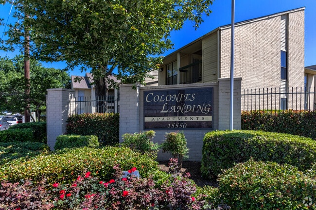 Building Photo - Colonies Landing Apartments