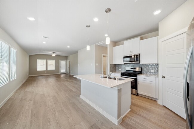 Photo - 1666 Shae Oak Ln