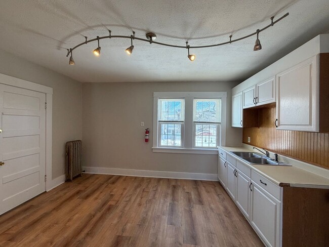 Photo - 93-95 Stoddard Avenue Unidad 93