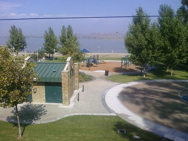 Photo - 32942 Perret Blvd Unidad 1