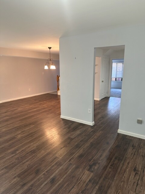 Photo - 802 Worthington Dr