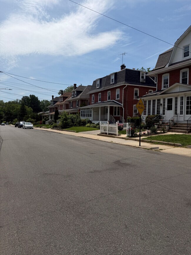Ample street parking! - 832 Cricket Ave Unit Apartment #2