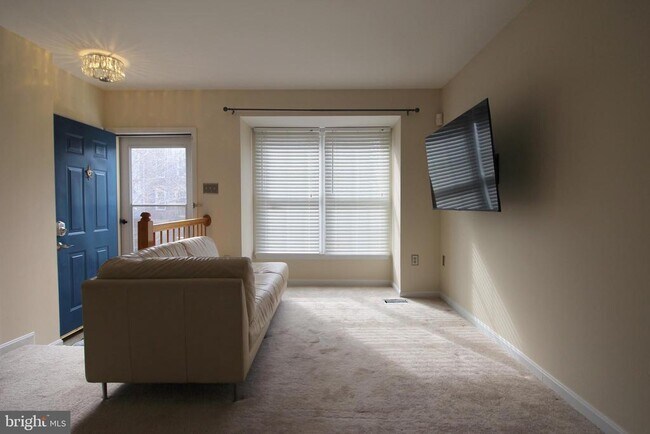 Photo - 7831 Gum Springs Village Dr