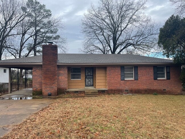 Building Photo - Bright 3BR SFR w/ 2 car garage + Eat in Kitchen + Large Patio in Memphis