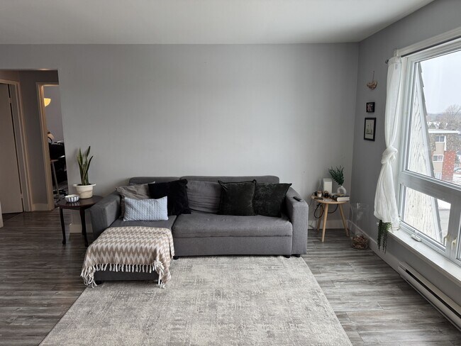 Photo - 546 Martha Ave Unité 24