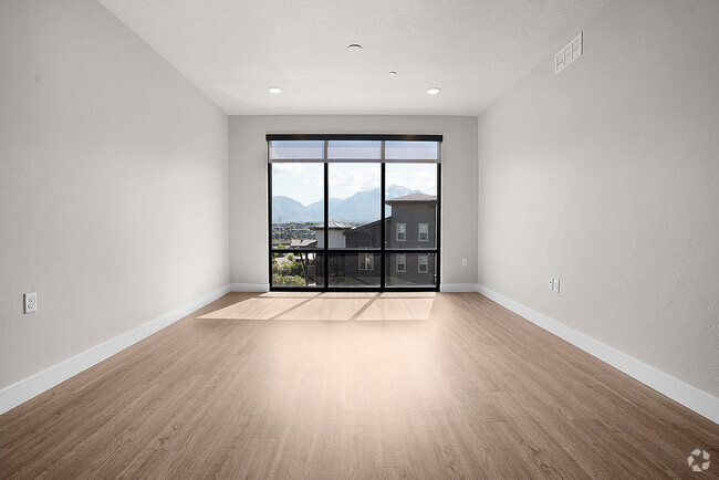 Building Photo - Gardner Station Rental