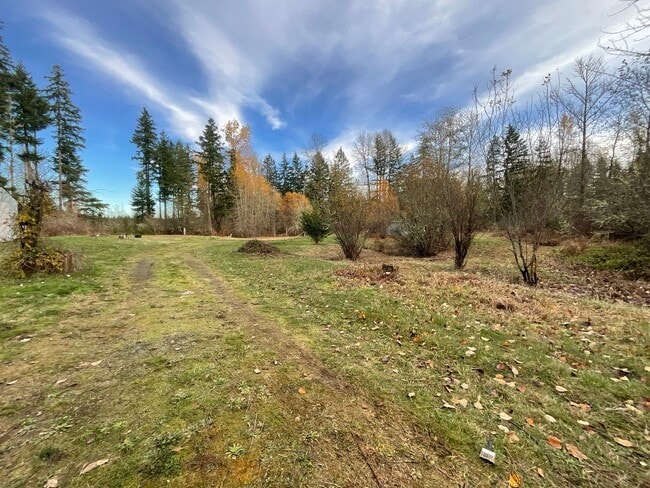 Photo - 5 Bedroom Home on 5 Acres!