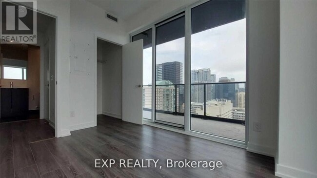 Photo - 20 Edward St Unit 2002