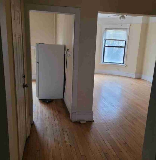 Photo - 4319 S Michigan Ave Unit 3