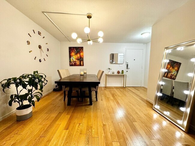 Photo - 19 Winchester St Unidad 604