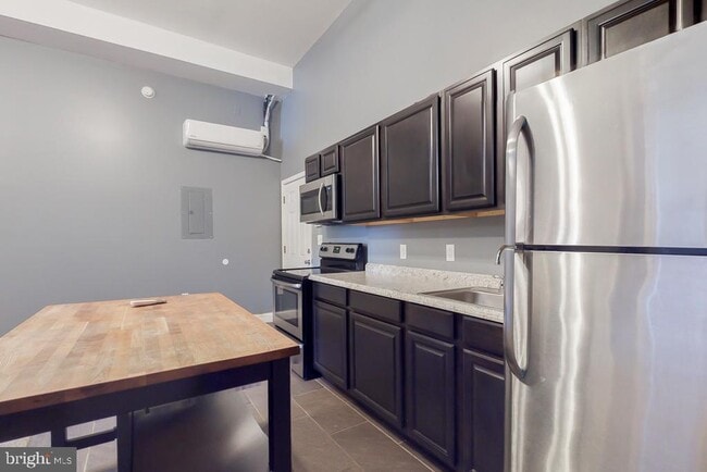 Building Photo - 507 N Paca St Unit 1D Rental
