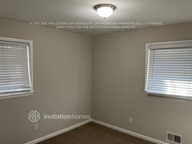 3647 Brookcrest Cir