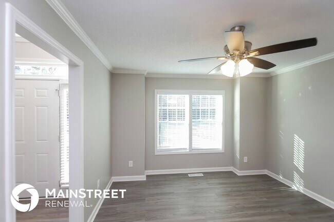 Photo - 4922 Harrington Pl