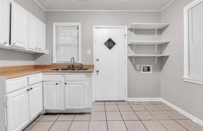 Photo - Charming 3BR/1BA Home with Spacious Yard & Great Location