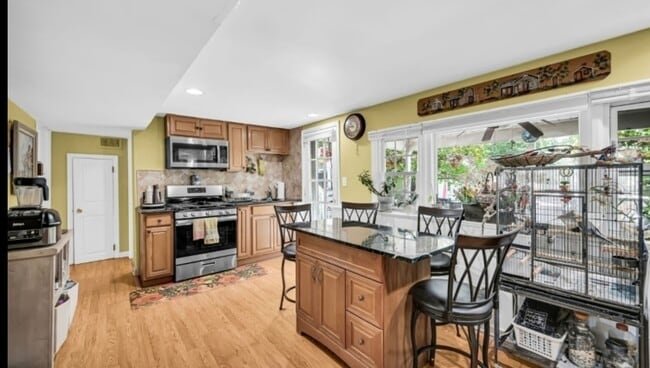 Building Photo - 95 Prospect Ave Unit Hillsdale NJ 1 BR Owner Rental