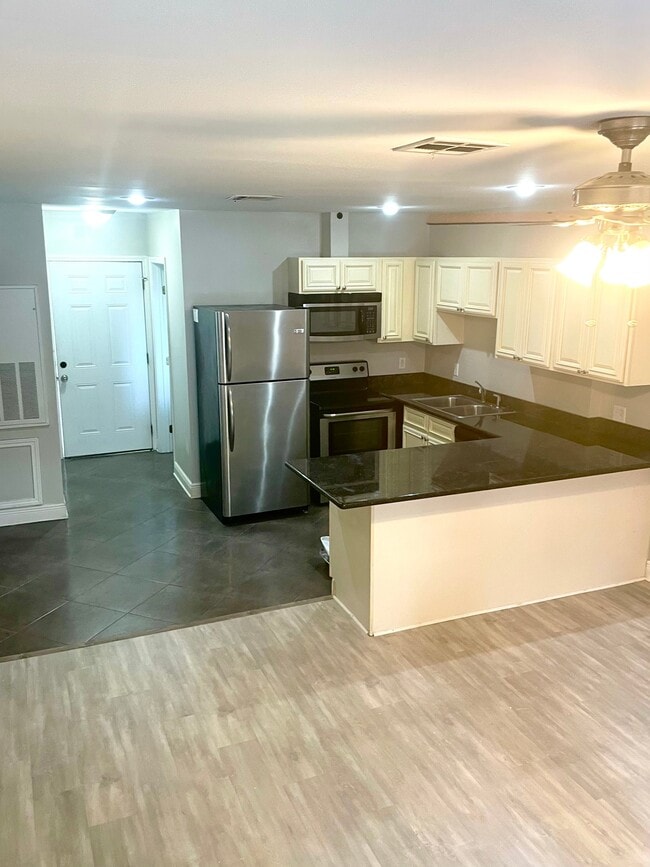 Photo - 1215 Josephine St Unit Apt 5