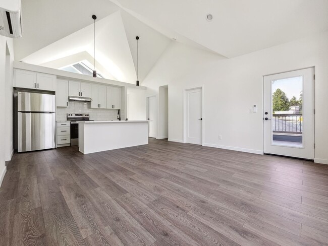 Photo - Spacious 3-Bedroom DADU with Private Balcony & Garage