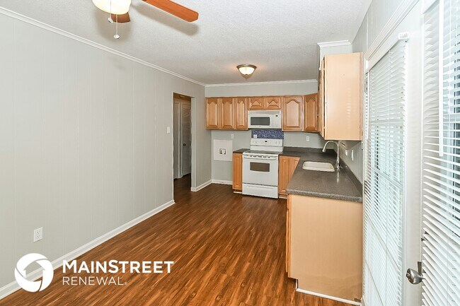 Photo - 8398 Hickory Cove