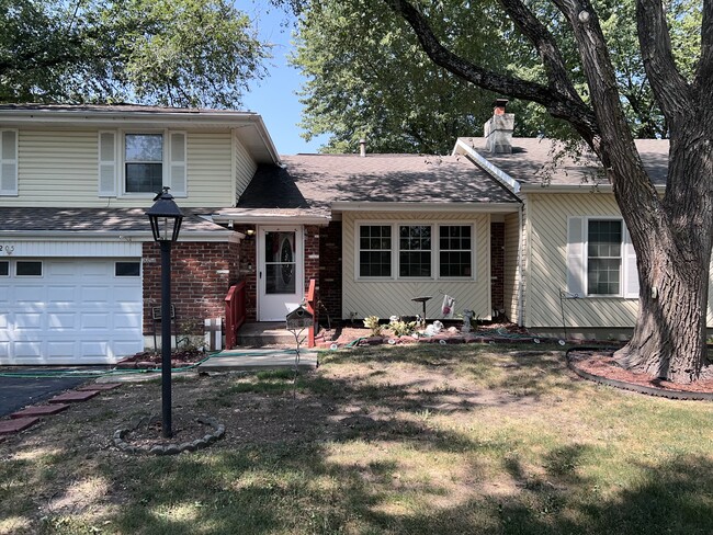 Front House - 1205 N Parker St House