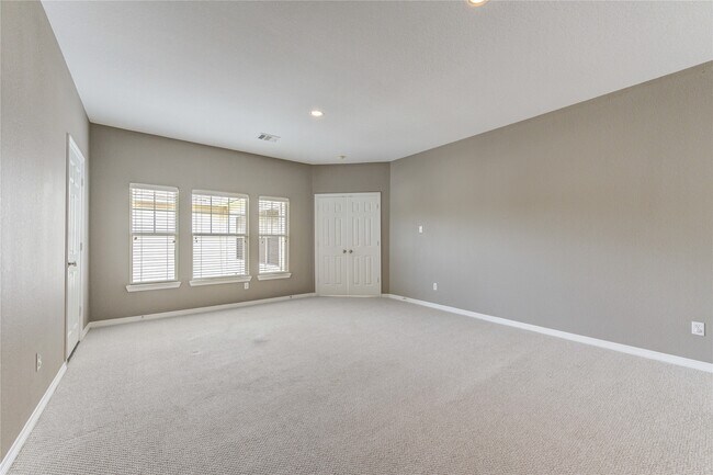 Photo - 3819 Rivermoss Ln