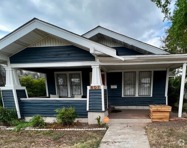Building Photo - 807 Rigsby Ave Rental