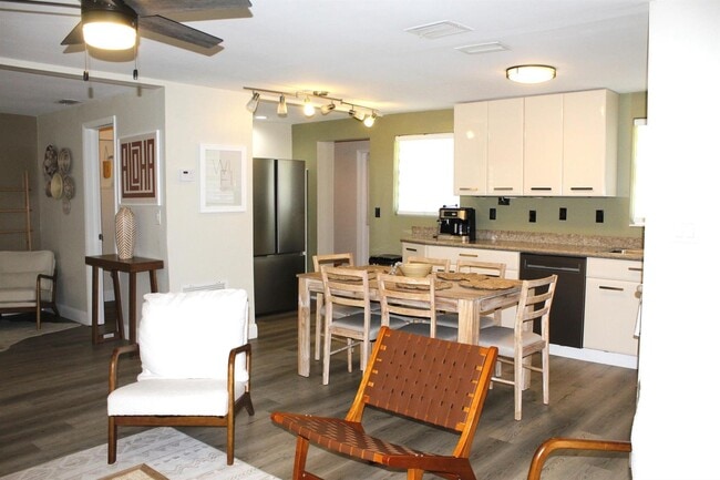 Photo - 5893 Williamson Rd