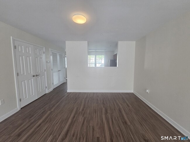 Photo - 22 Fairgate Dr