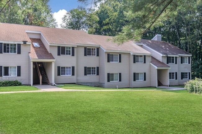 Photo - Foxrun Apartments