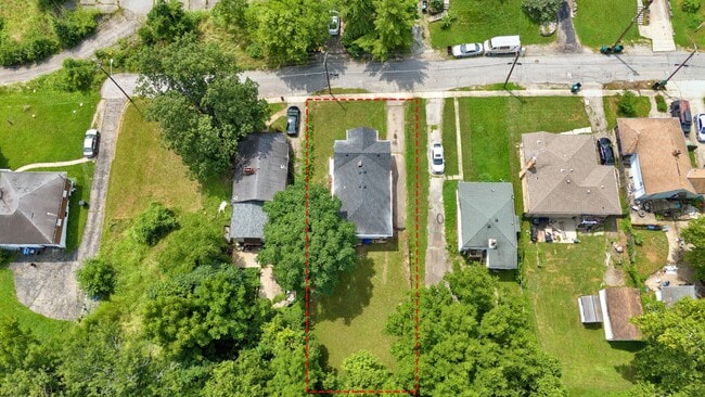 Photo - 3728 Standish Ave