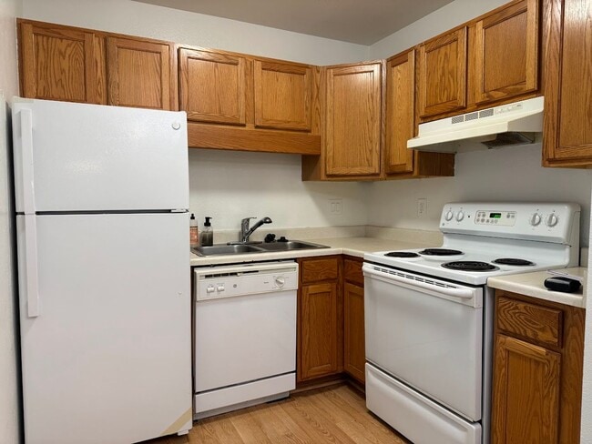 Photo - 860 W Moorhead Cir Unidad 2L