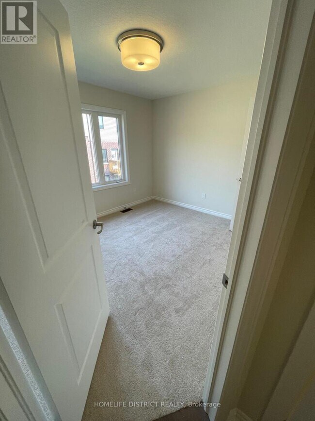 Photo - 620 Colborne St W